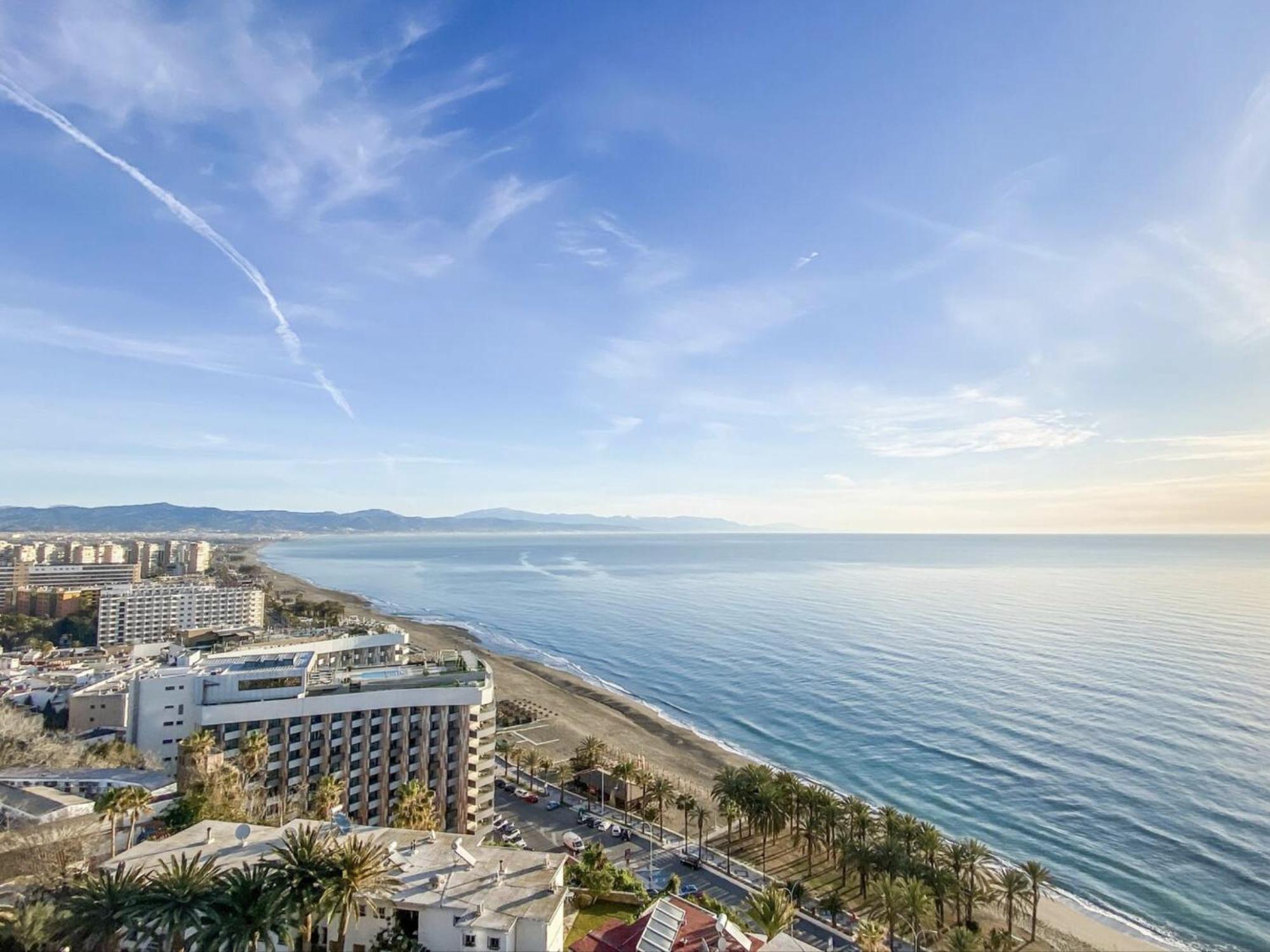 Apartamento moderno con vistas panorámicas Torremolinos Exterior foto